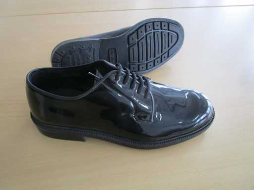 Franz. Halbschuhe, Leder, neuwertig, Größe 39/40 (R15) (18x)