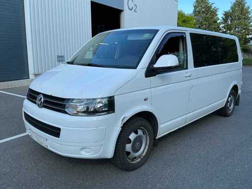 Volkswagen Caravelle Automatic
