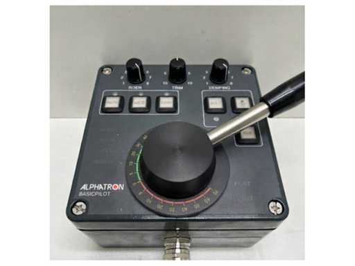 Alphatron River Pilot BasicPilot EBF02 control panel unit - 3104.0379