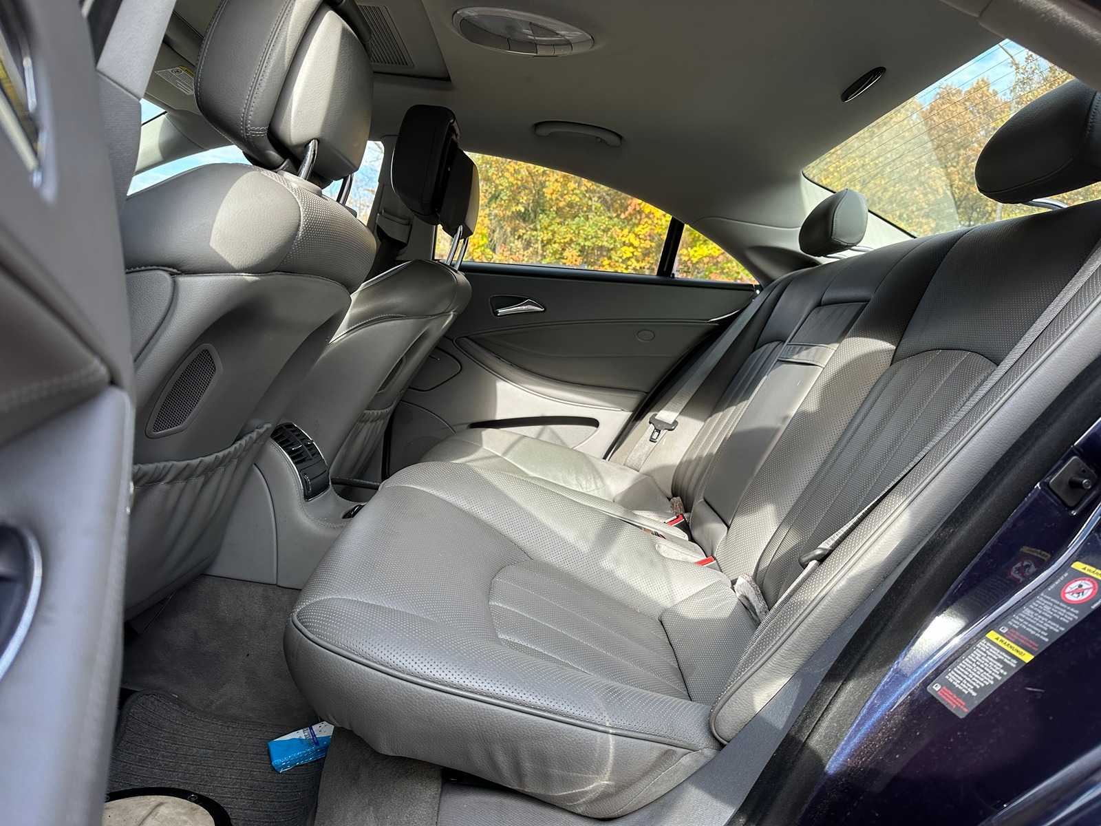 Mercedes-Benz CLS350 CGI 3.5 V6 293pk 2006 CLS-klasse, L-372-NV Youngtimer