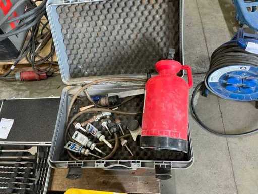 Wasserdruckabteil mit verschiedenen Kernbohrern