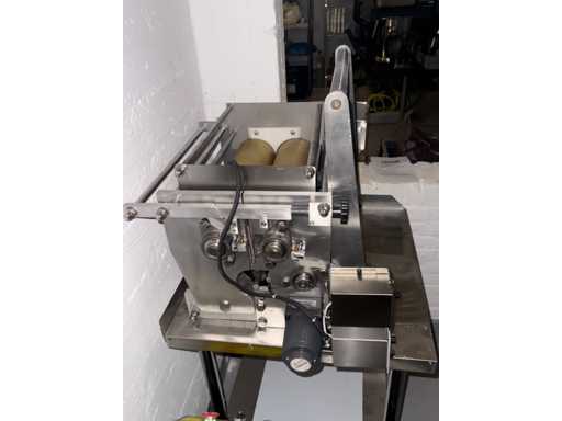 DZ - Deegroller en -vormer 