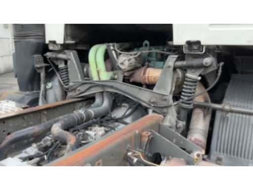 e8c78035-ad4f-463b-b26b-5f46a96ff7df.mp4