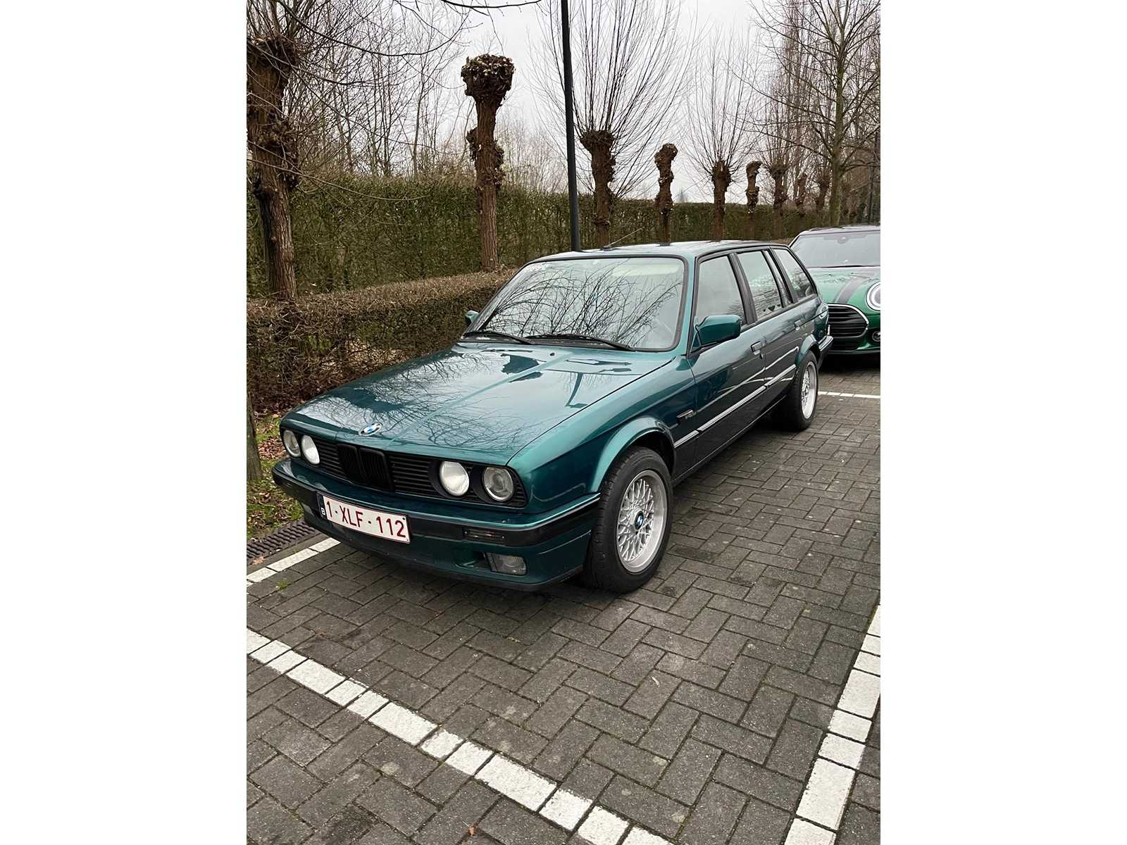 1993 – BMW E30 316i Classic Car