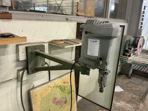 Mașină de găurit sticlă