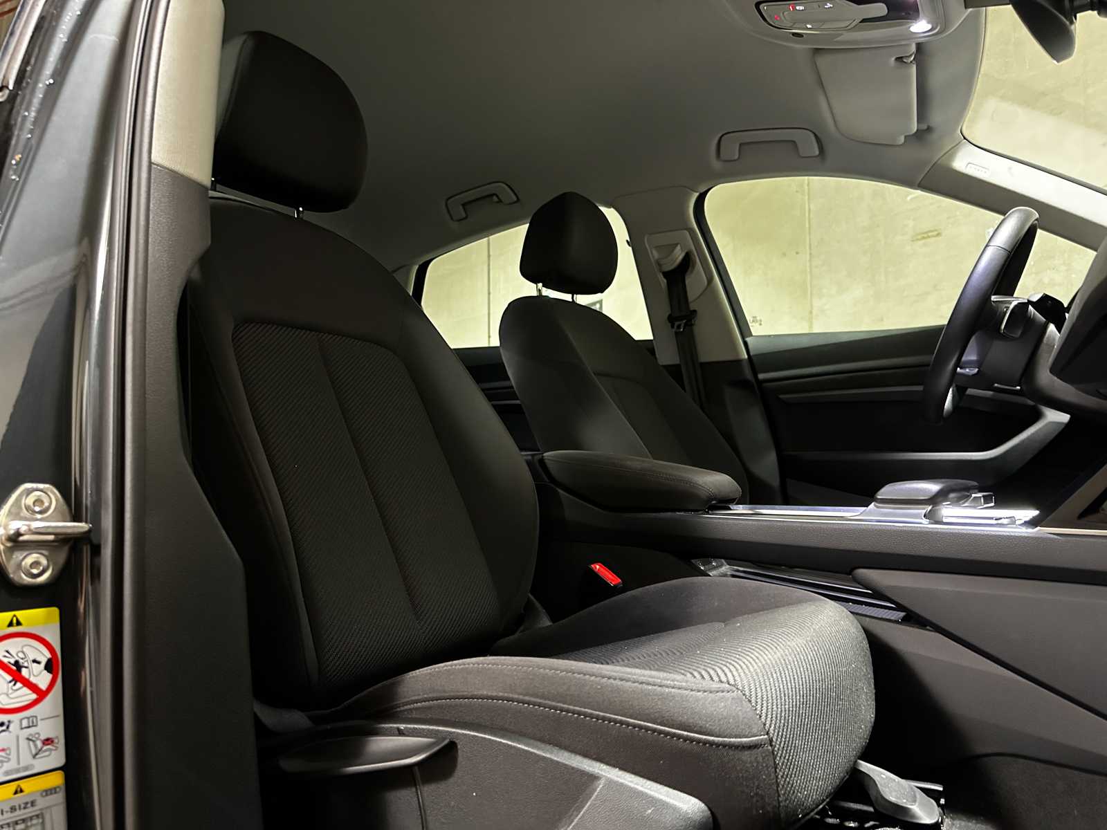 Audi e-tron Sportback 55 quattro edition 95 kWh 408pk 2022 (Origineel-NL + 1e eigenaar), P-835-GD