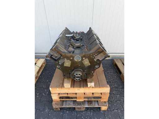 Dieselmotor Iveco motorblok V8 shortblock Fiat motor vrachtwagenmotor industriële motor 