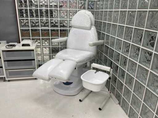 Chaise de traitement à réglage électrique