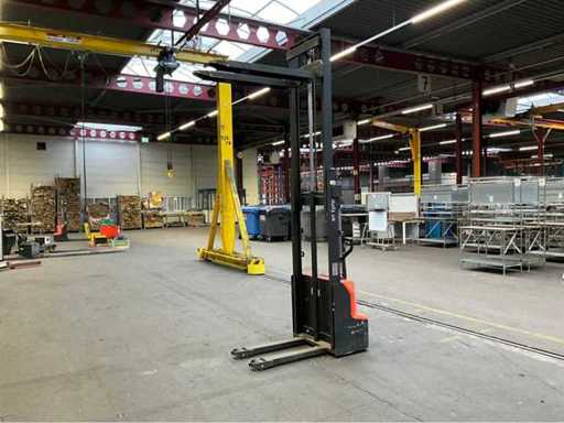 Impilatore di pallet BT / Toyota SHE100 2024