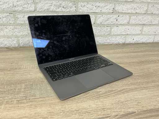 Apple - Macbook Air (M1, 2020)