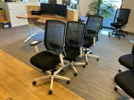 Markant M2 weißer Bürostuhl (3x)