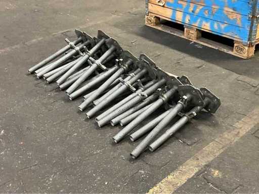 Scaffolding screw spindles (24x)