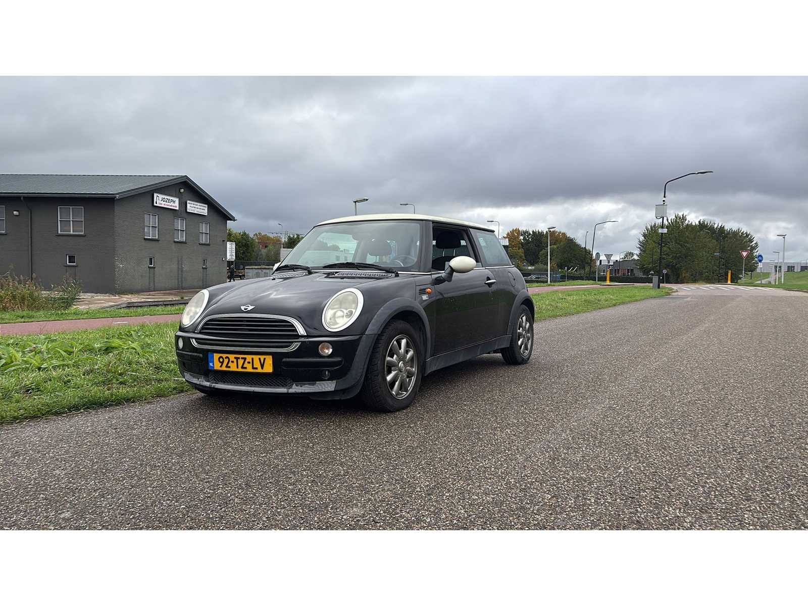 Mini Mini 1.6 One Salt 2001 | 92-TZ-LV i