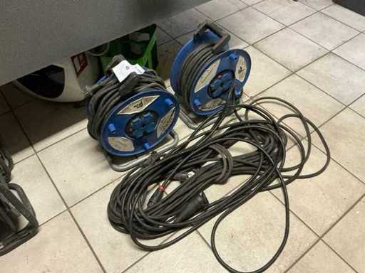 Extension cable reels (2x)
