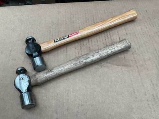 Zestaw młotków