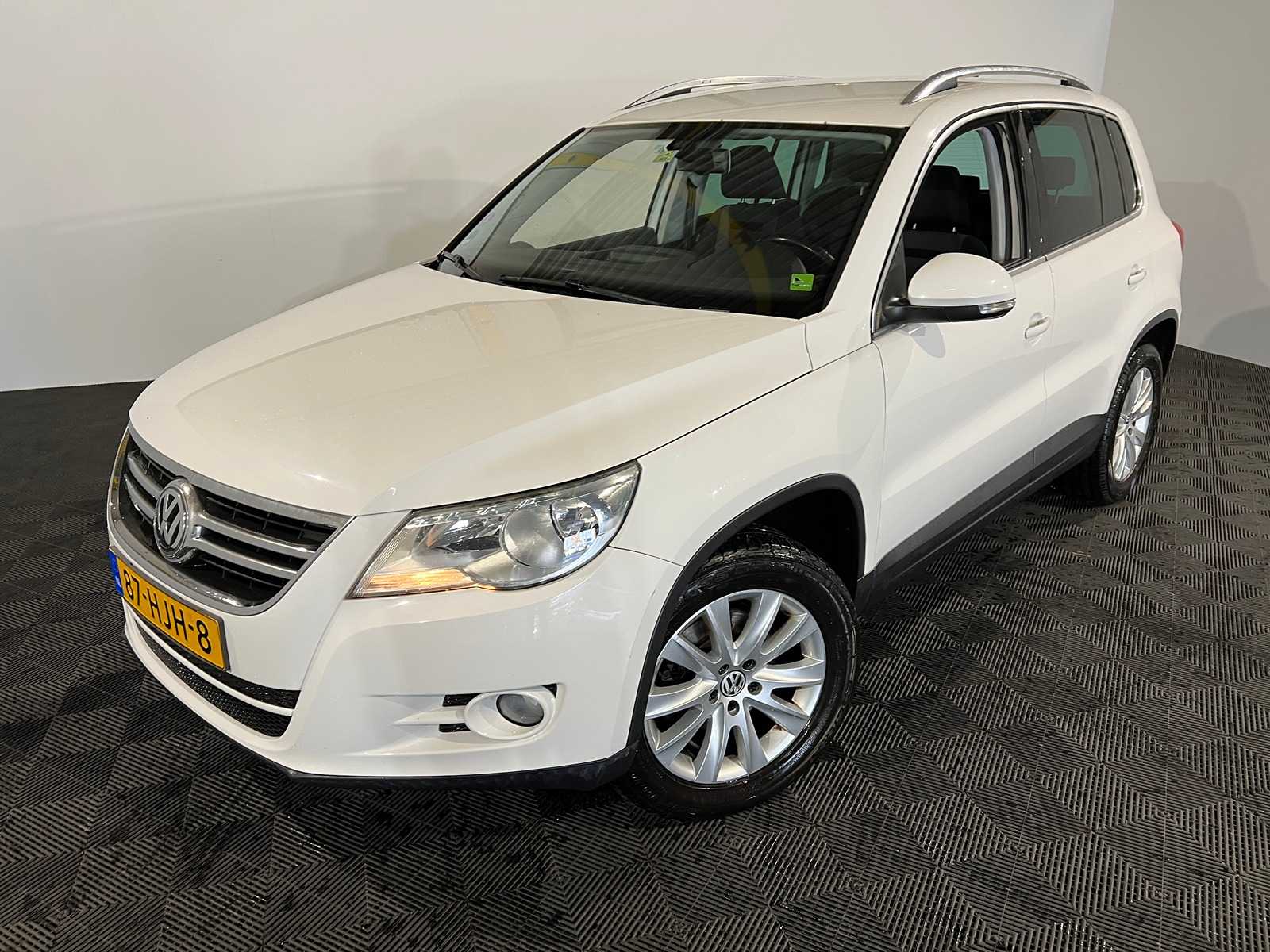 Volkswagen Tiguan 1.4 TSI Sport&Style, 87-HJH-8