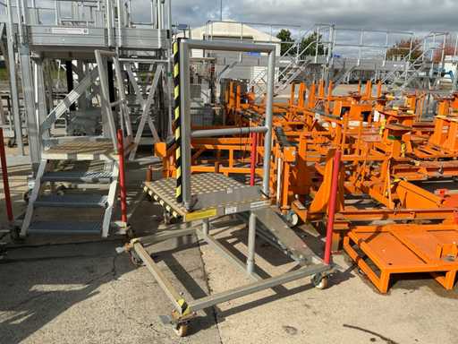 (2x) XAVER MAK - 2022 - Scala a piattaforma, mobile 