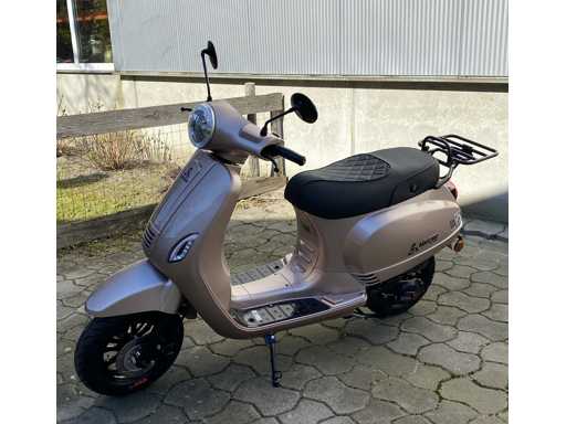Marengo V-line Exclusive Scooter