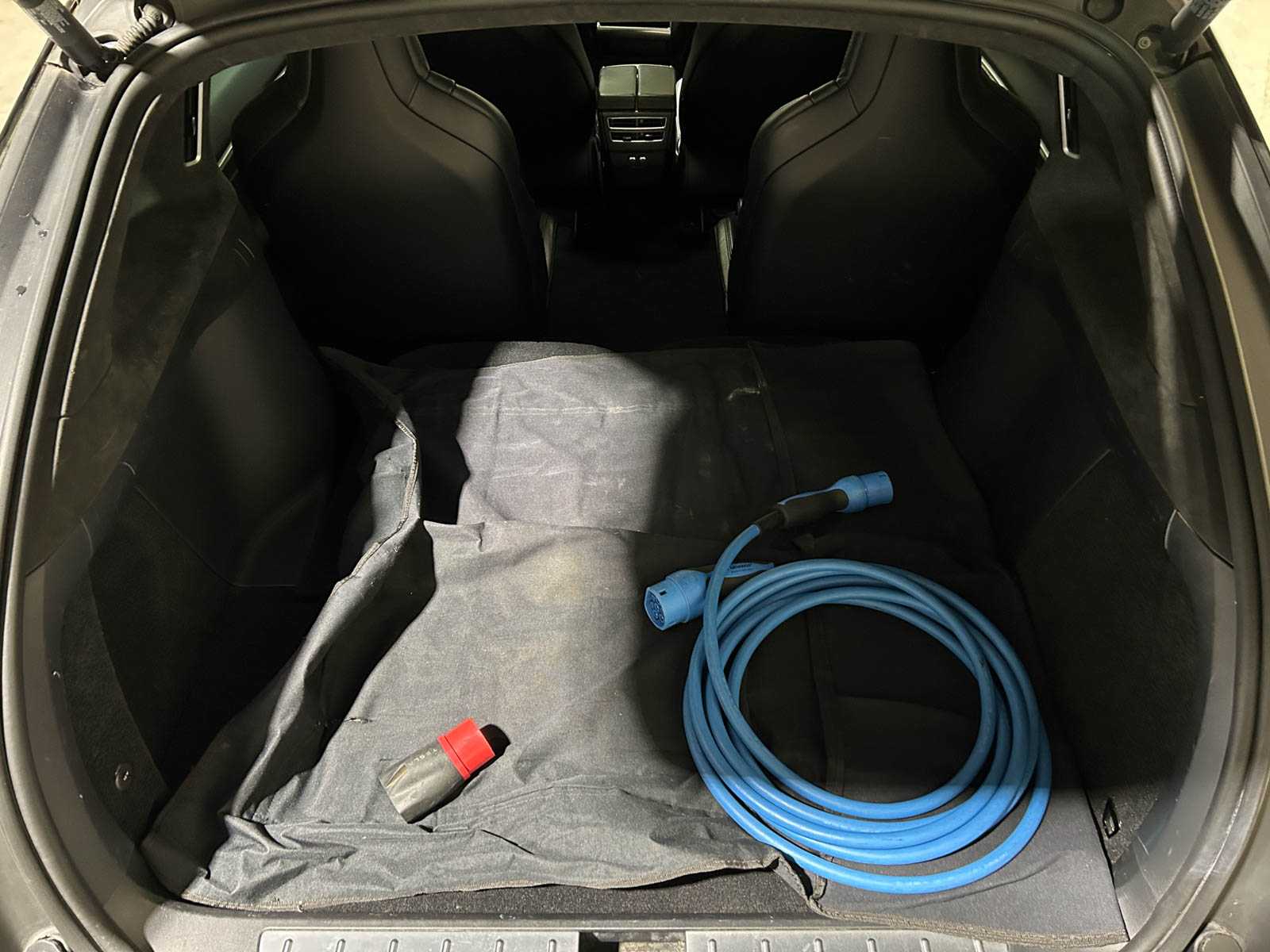 Tesla Model X  90D Base 6p. 428pk 2017 (Origineel-NL+1e eigenaar), PG-264-L