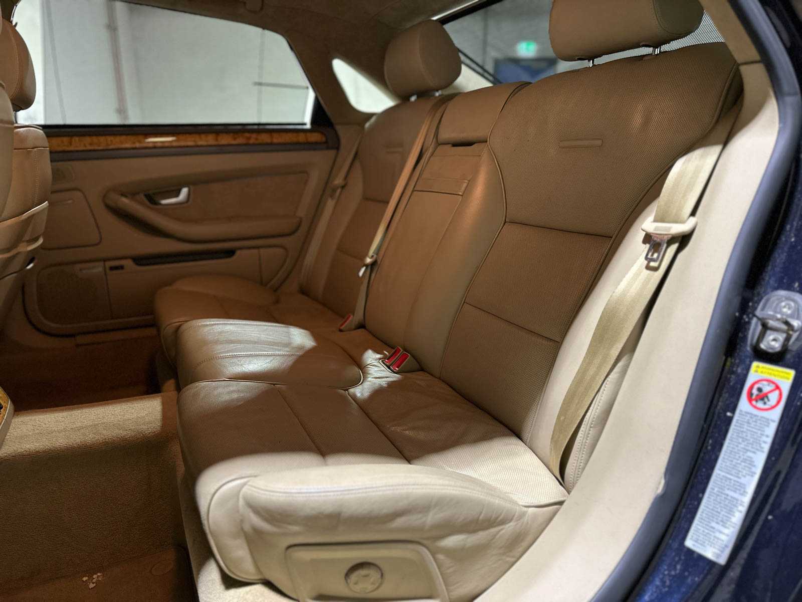 Audi A8 4.2 V8 Quattro Lang Pro Line 335pk 2005, 43-RX-HJ Youngtimer