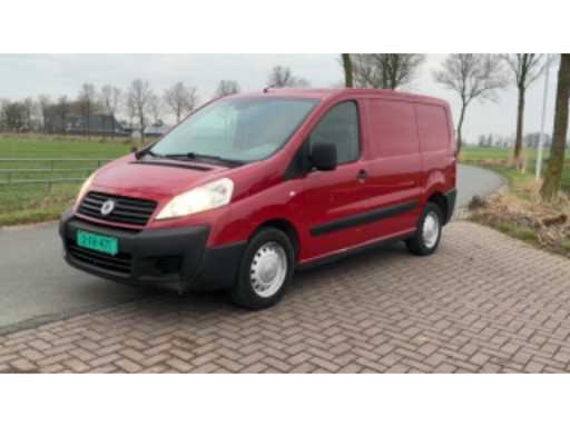 e4ff8619-8dee-45ee-9946-a93bd7c50e94.mp4