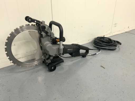 Ultra Force Equipment - AC8400 Concrete Saw Heavy Industry