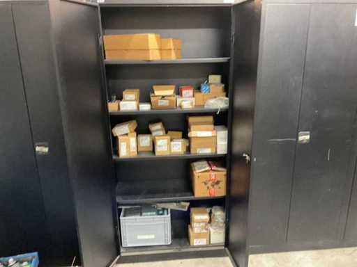 Kast met PLC Elektromateriaal