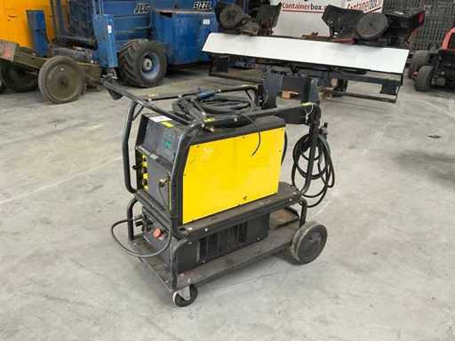 ESAB Tig 3000i AC/DC TIG welding machine