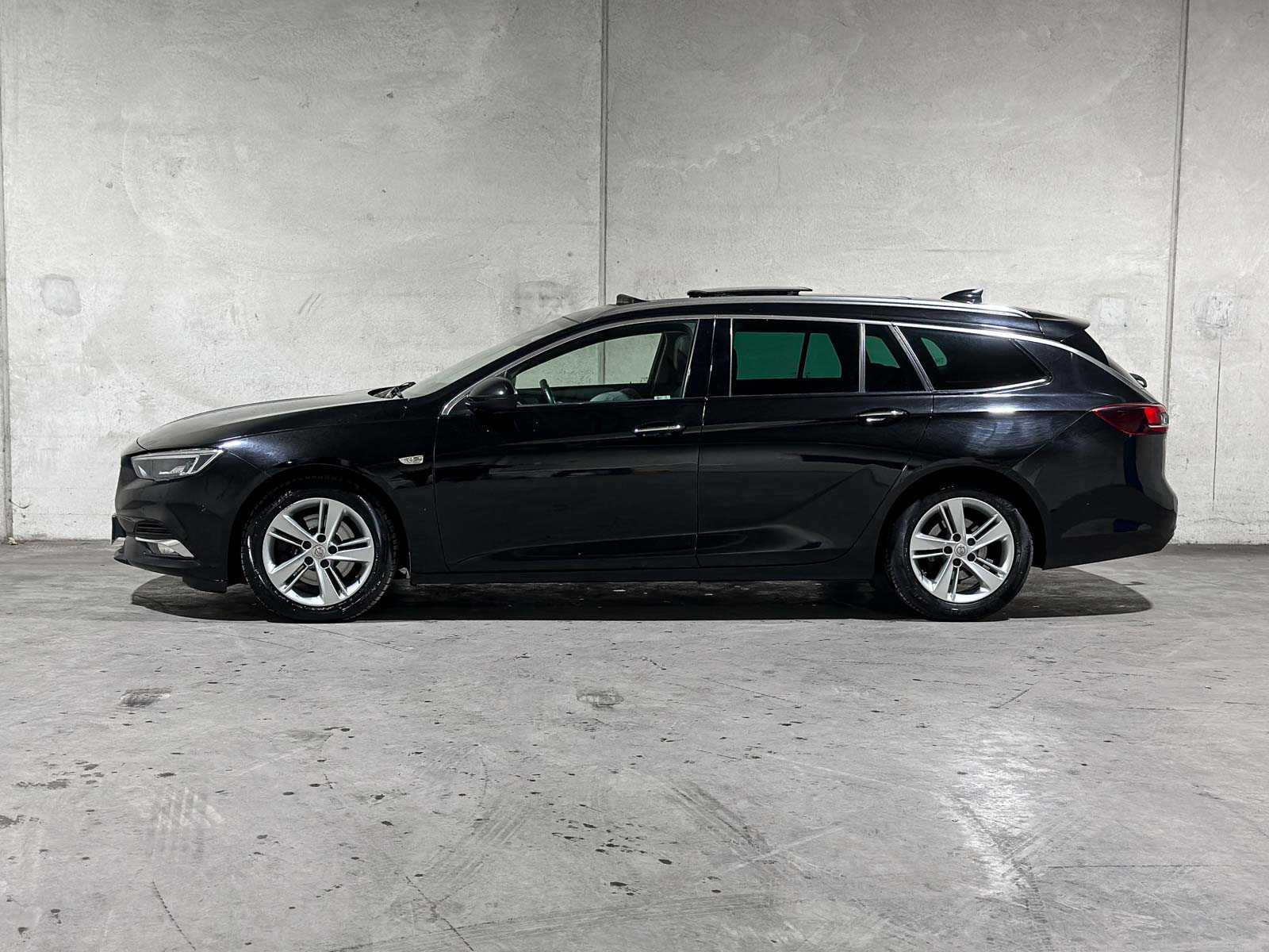 Opel Insignia Sports Tourer 1.6 CDTI EcoTec Innovation 136pk 2018, RR-215-N