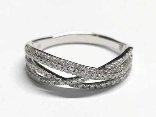 18 KT White Gold Ring With Natural Diamond