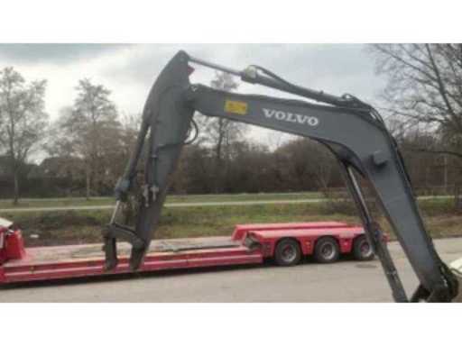 3f2406e4-a7ab-4397-a14c-deda11159b4c.mp4