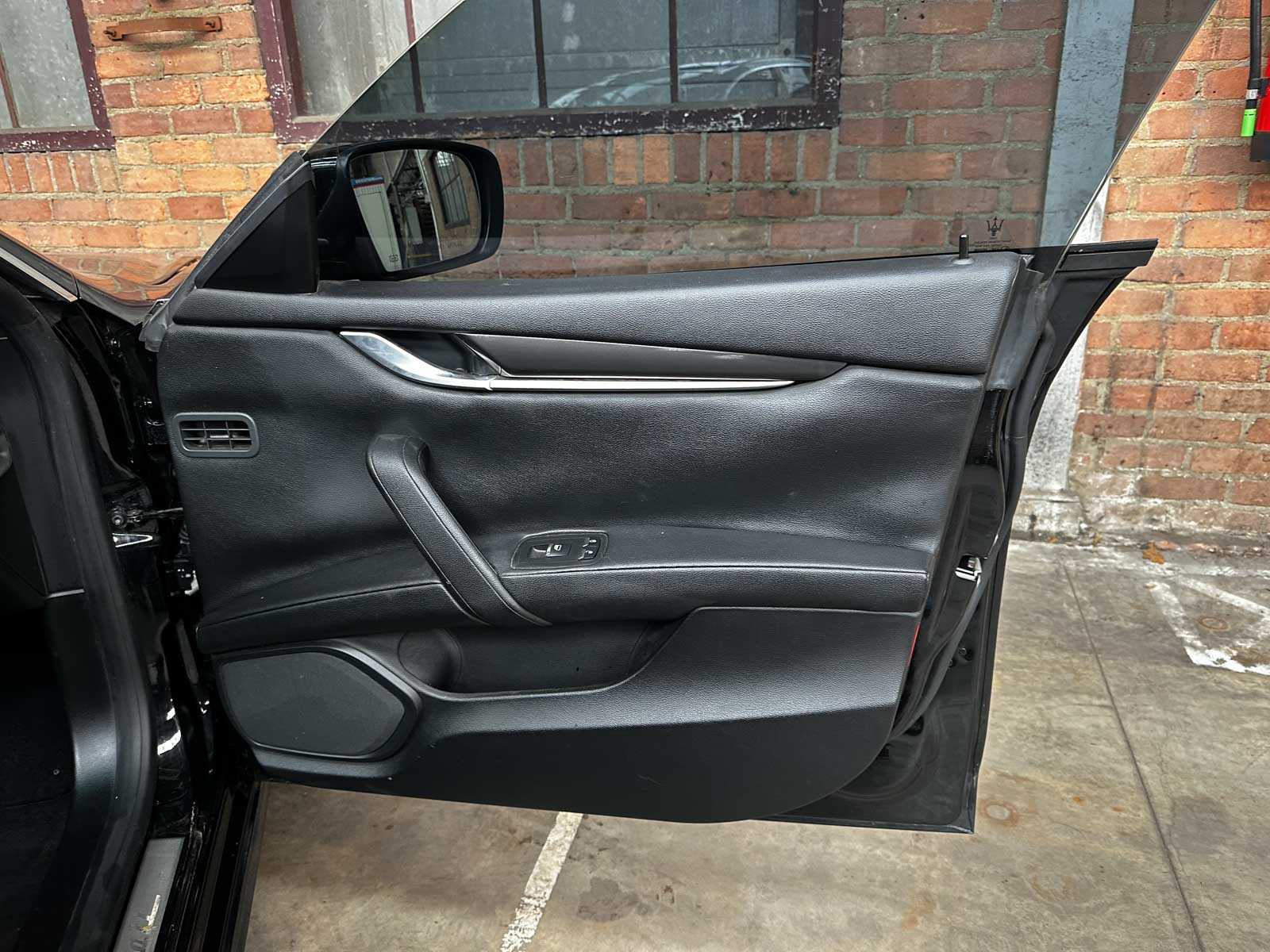 Maserati Ghibli 3.0 V6 350pk 2014