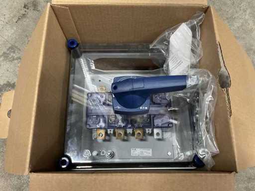 Cutia de întrerupătoare Eaton Halyester SKH160/1S