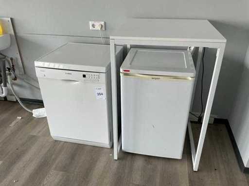Dishwasher + refrigerator
