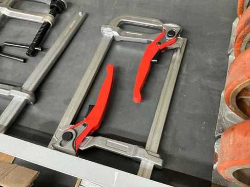 Berserker 140x300 mm Quick Clamp (2x)