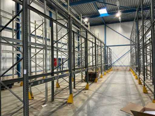 Pallet racking