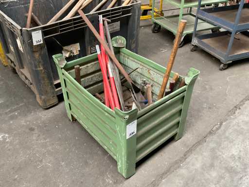 Giogo impilabile con contenuto