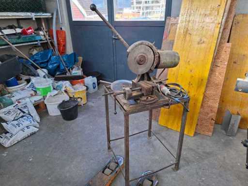 Cross-cut saw D MOT - NF 0.8 / 4 / 2.1