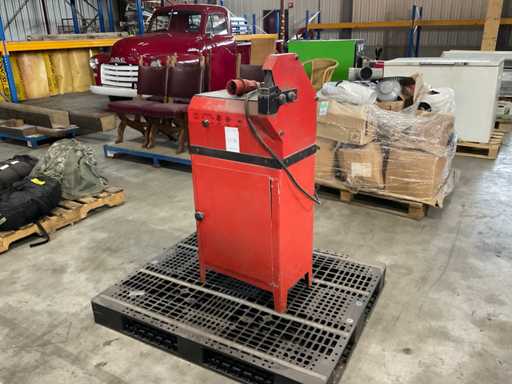 1984 Rasamax ST 1134 Machine d’ébavurage