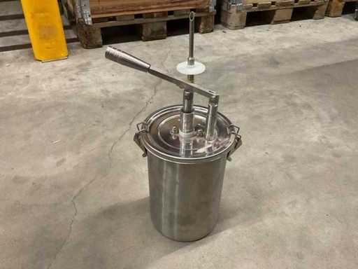4.5L Heveldispenser met enkele naald