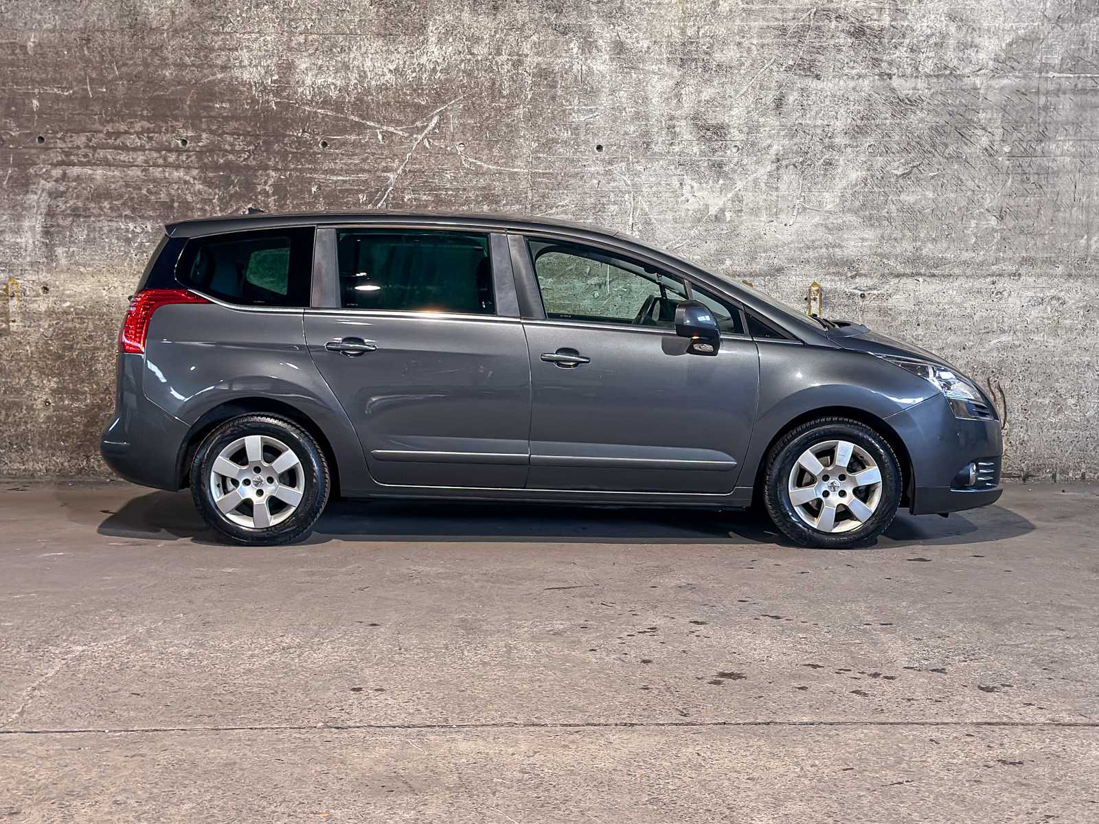 Peugeot 5008 1.6 VTi Blue Lease 7-persoons 120pk 2012 (Origineel-NL), 50-TSP-3