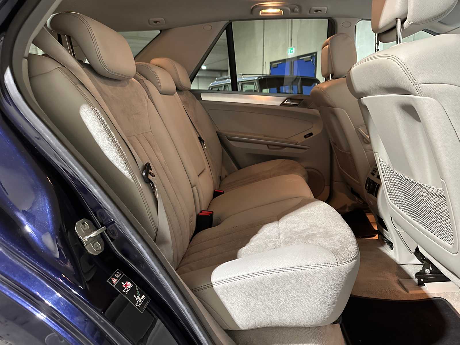 Mercedes-Benz ML500 5.0 V8 306hp 2006 M-class, K-267-VB Youngtimer