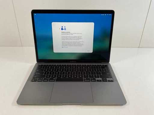 Apple MacBook Air 13", Apple M1, 8GB RAM, 256GB NVMe Laptop