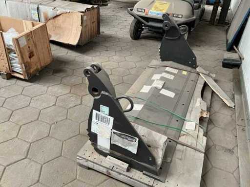 CNH Bucket