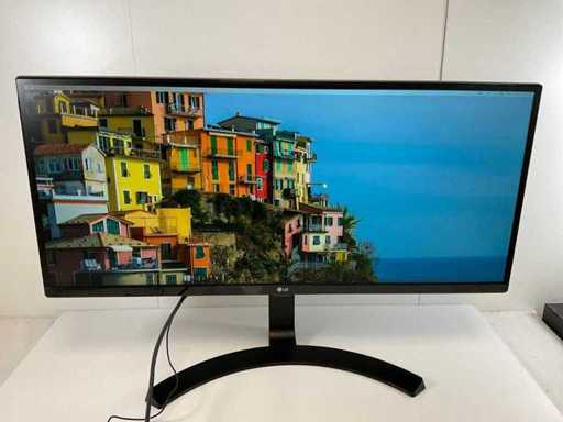 LG (34UM68-P) 34", 2560x1080 (QHD) IPS Monitor