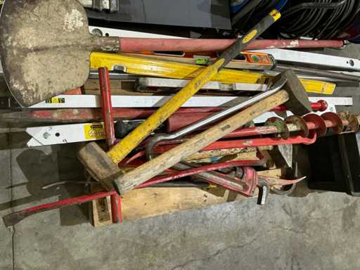 Lot Other contractor material