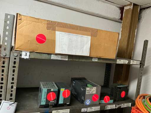 Charge von Netzteilen und elektronischen Platinen für CNC