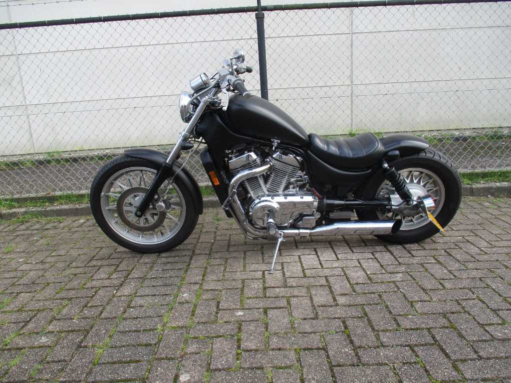 Suzuki - Chopper - VS 700 Intruder Oldtimer Custom - Motocykl