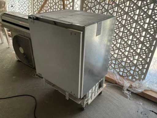 Siemens FD8706 Eingebauter Kühlschrank