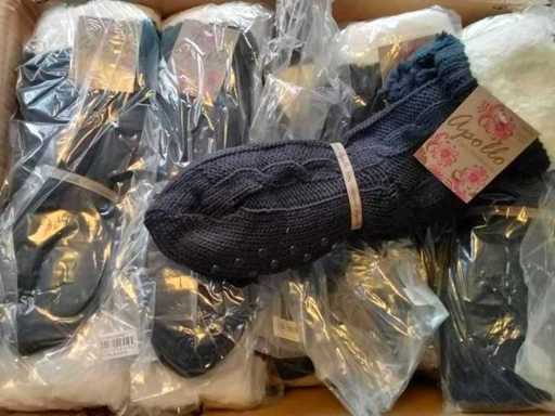 Apollo - Aproximativ 60 de perechi de șosete Home cu antiderapare